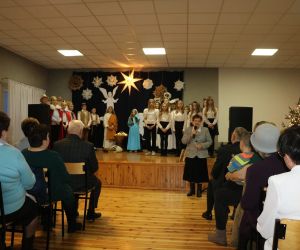 Msza święta i jasełka w Raczycach