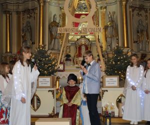 Pasterkowe jasełka w wykonaniu uczniów z Tarchal Wielkich