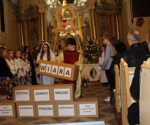 Pasterkowe jasełka w wykonaniu uczniów z Tarchal Wielkich