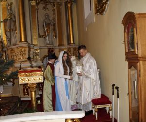 Pasterkowe jasełka w wykonaniu uczniów z Tarchal Wielkich