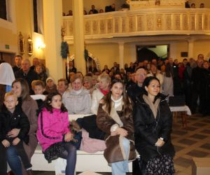 Pasterkowe jasełka w wykonaniu uczniów z Tarchal Wielkich