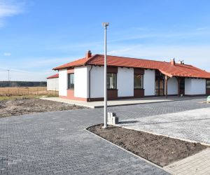 Sala Wiejska w Babach