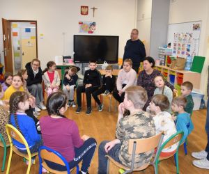 Zimowy wypoczynek w szkole podstawowej w Hucie