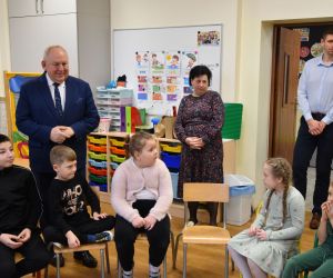 Zimowy wypoczynek w szkole podstawowej w Hucie