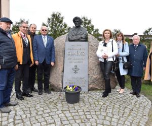 Szkoły odznaczone przeez Związek Kombatantów RP