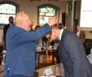 Nowy Burmistrz złożył ślubowanie. Poznaliśmy również Przewodniczącego i Wiceprzewodniczącą Rady