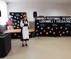 W sali wiejskiej w Gliśnicy odbył się po raz kolejny Festiwal Piosenki Ludowej i Biesiadnej