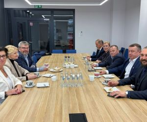 Konferencja prasowa dotycząca powstania klastra energetycznego Gmin Odolanów, Przygodzice i Sulmierzyce