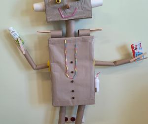 Odpadowy Ekoludek z Wierzbna - Recyklingowy Robot