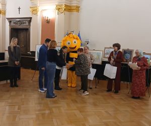 Konkurs plastyczno – fotograficzny „Ziemia w naszych rękach ...”