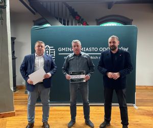 Wręczenie dotacji na rozwój kultury fizycznej w Gminie i Mieście Odolanów