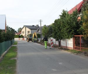 chodnik na drodze Huta-Chałupki