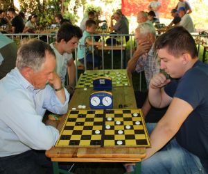 Turniej szachowo-warcabowy (8)