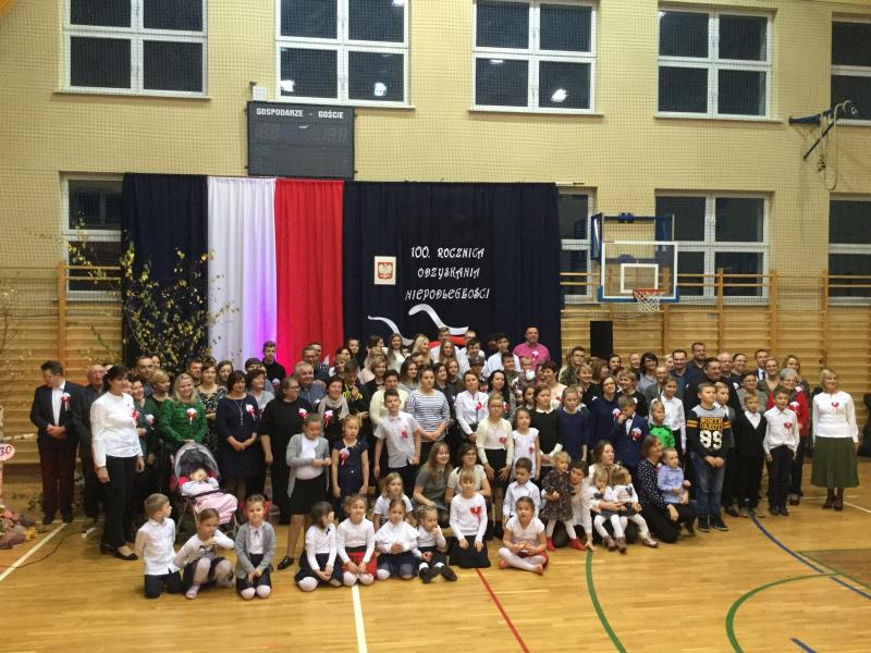 Obchody 100. Rocznicy Odzyskania Niepodległości w Szkole Podstawowej w Wierzbnie!