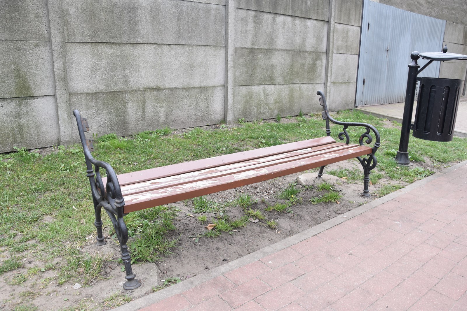 Kolejne skandaliczne wybryki wandali...