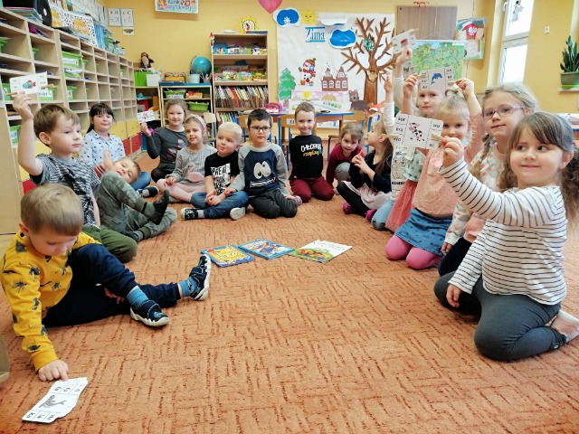 Podsumowanie Międzynarodowego Dnia Języka Ojczystego w Szkole Podstawowej w Wierzbnie