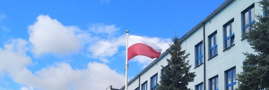 „Pod biało – czerwoną”